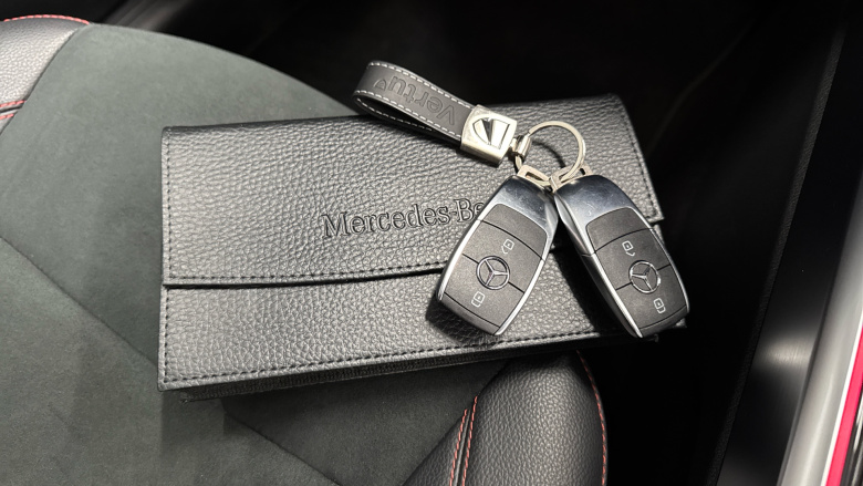 Mercedes-Benz GLB 200 AMG Line Premium Plus 5dr 7G-Tronic Petrol Estate